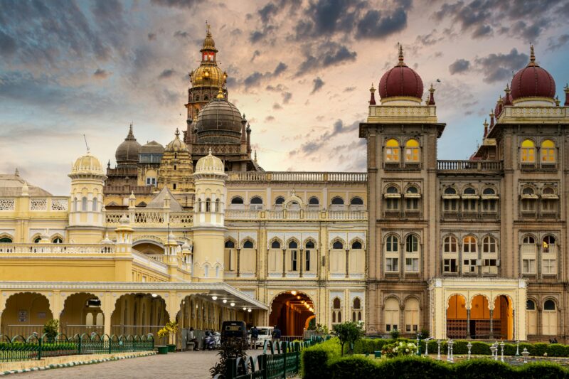 Mysore Palace: Karnataka’s Regal Jewel of Wodeyar Splendor
