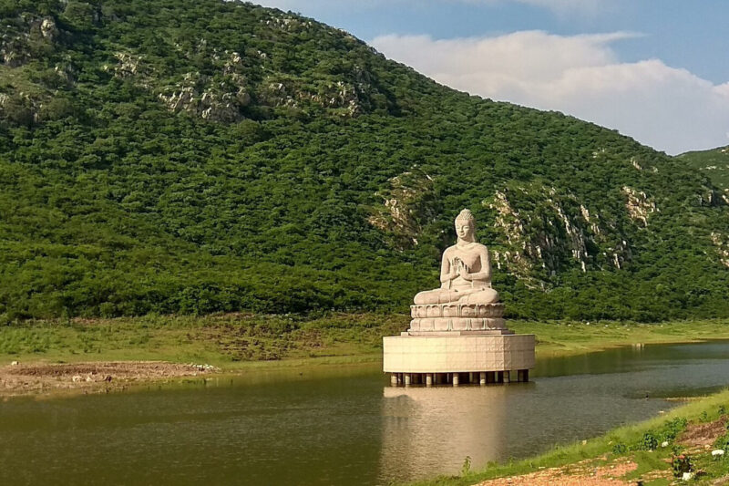 Rajgir: Bihar’s Sacred Valley of Hot Springs & Jain Peaks