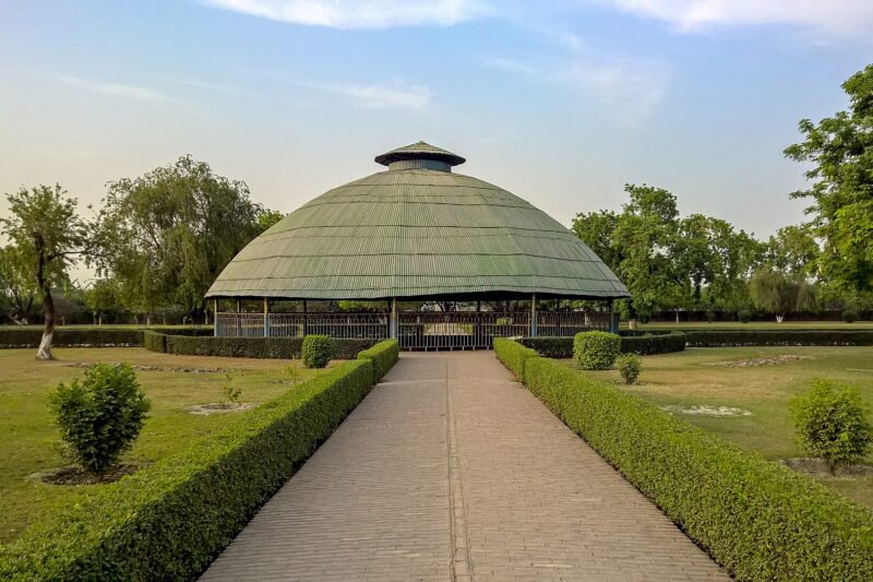 Vaishali: Bihar’s Cradle of Democracy & Jain Nirvana