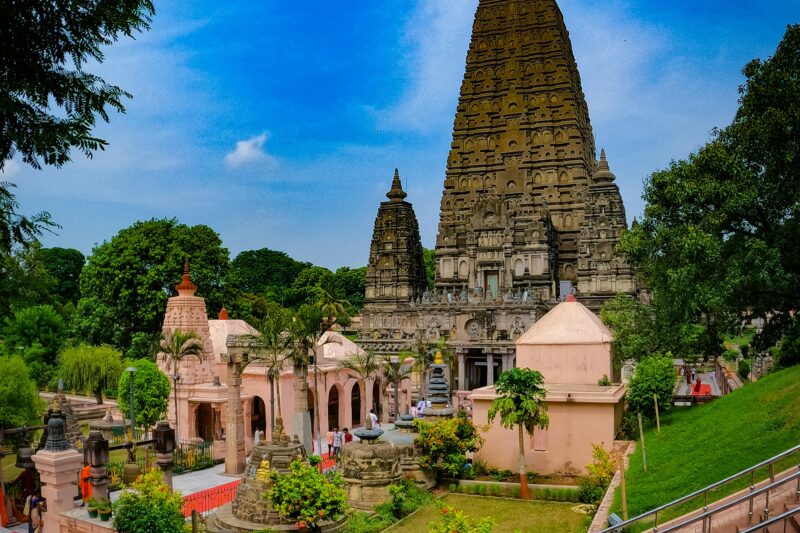 Mahabodhi Temple: Bodh Gaya’s Sacred Seat of Enlightenment